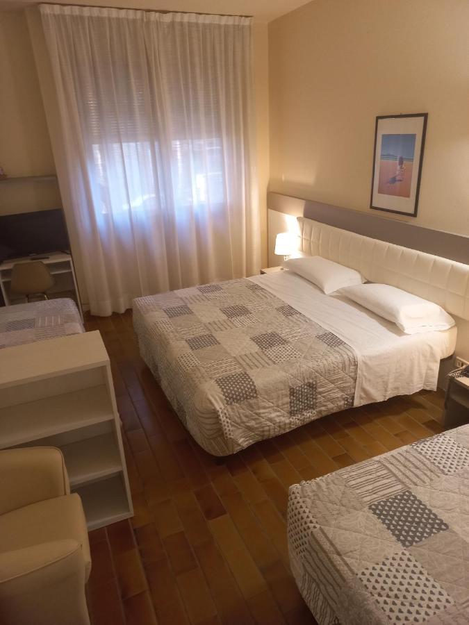 קסטל סן פייטרו טרמה Park Hotel מראה חיצוני תמונה