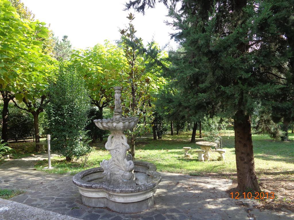 קסטל סן פייטרו טרמה Park Hotel מראה חיצוני תמונה