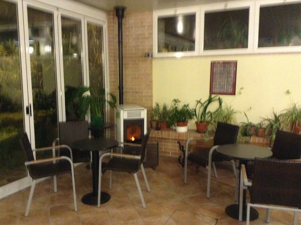 קסטל סן פייטרו טרמה Park Hotel מראה חיצוני תמונה